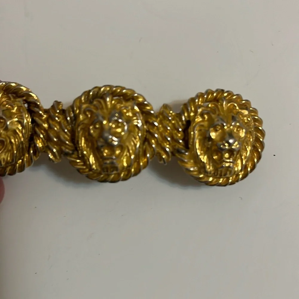 Vintage hair clip gold tone lion face design made in France use for thick hair